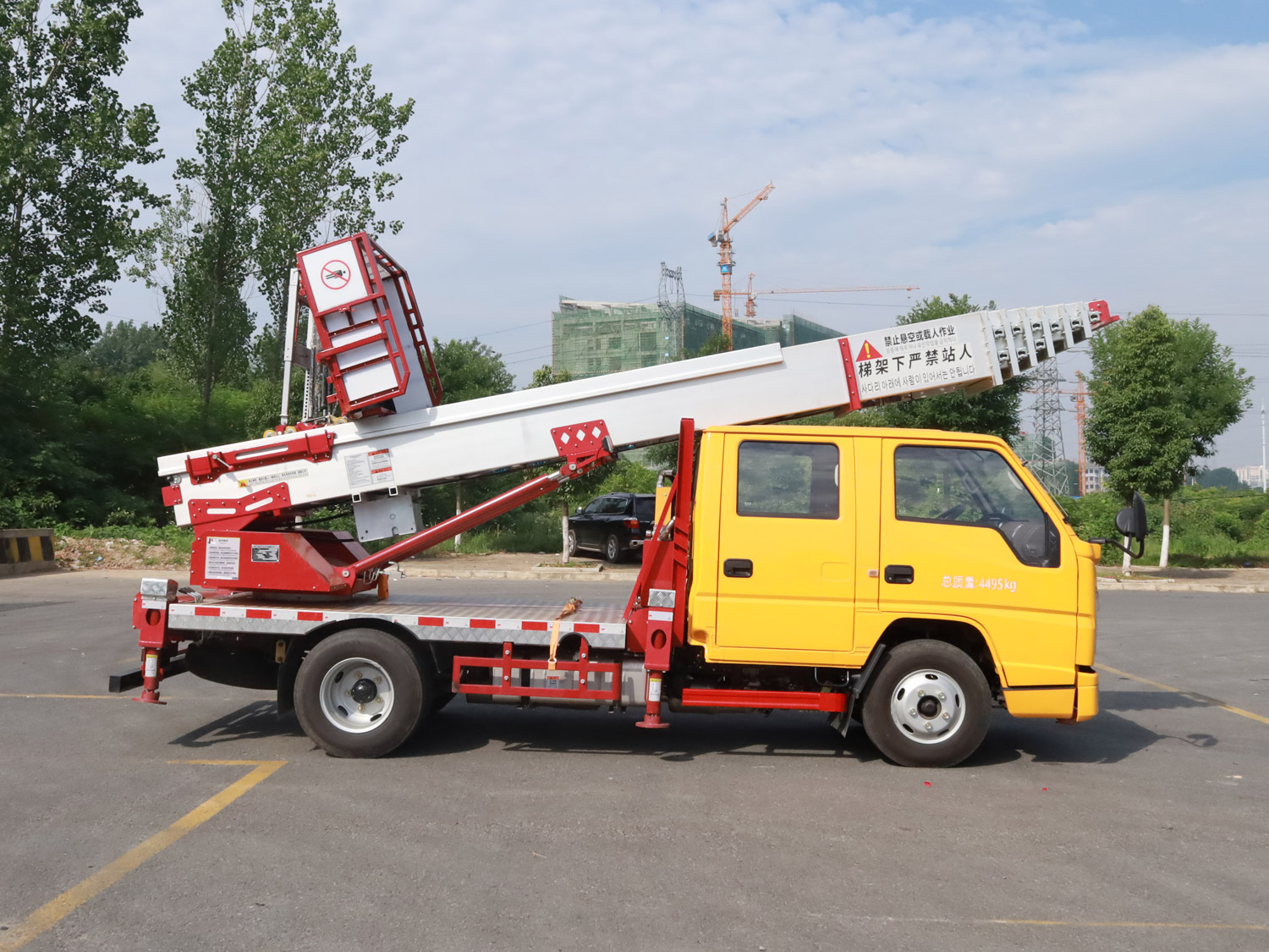 江鈴順達(dá)雙排云梯搬家車 江鈴順達(dá)雙排云梯搬家車