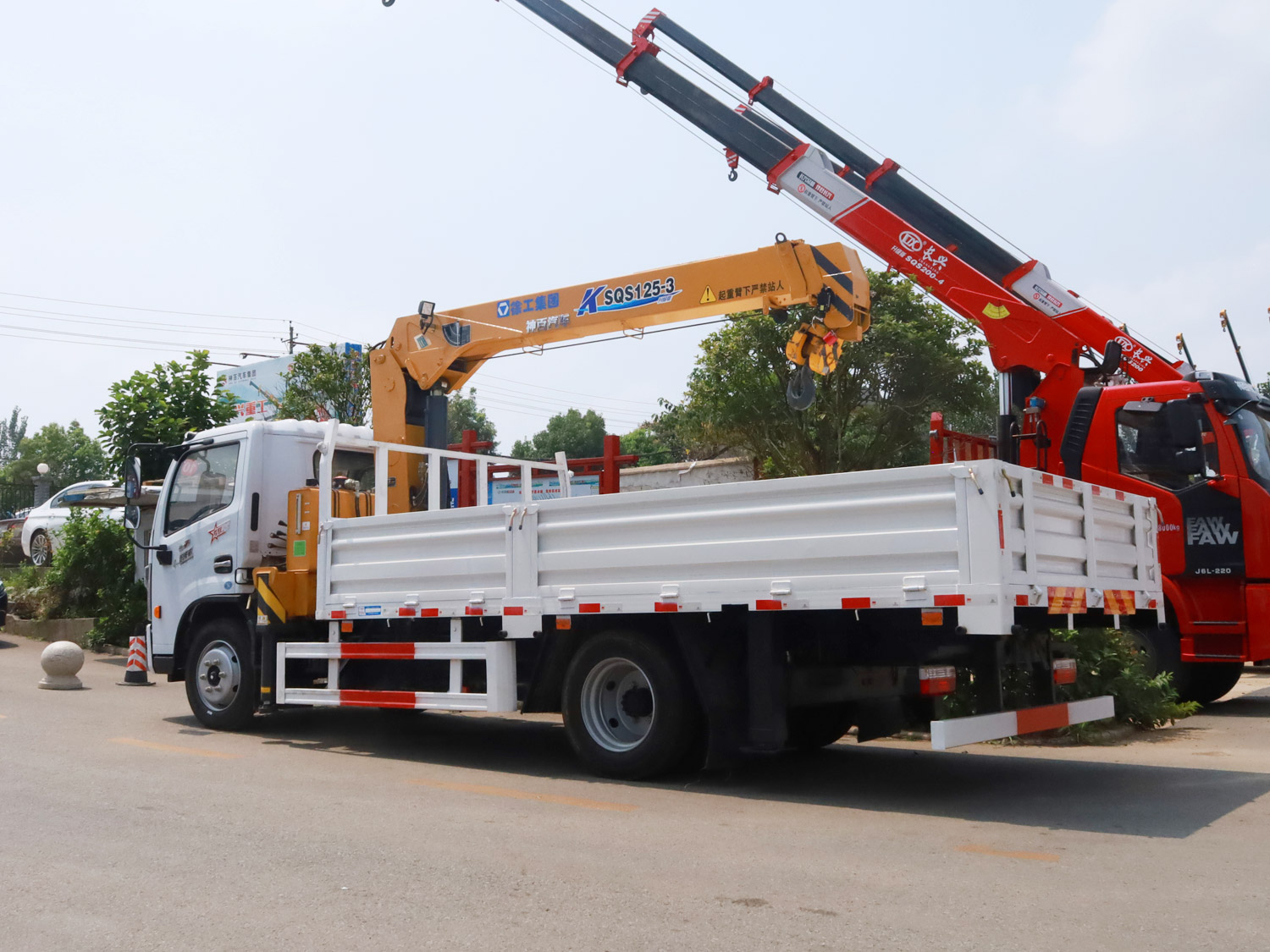 東風(fēng)多利卡D7單排上裝徐工5噸直臂式吊機(jī) 東風(fēng)多利卡D7單排上裝徐工5噸直臂式吊機(jī)