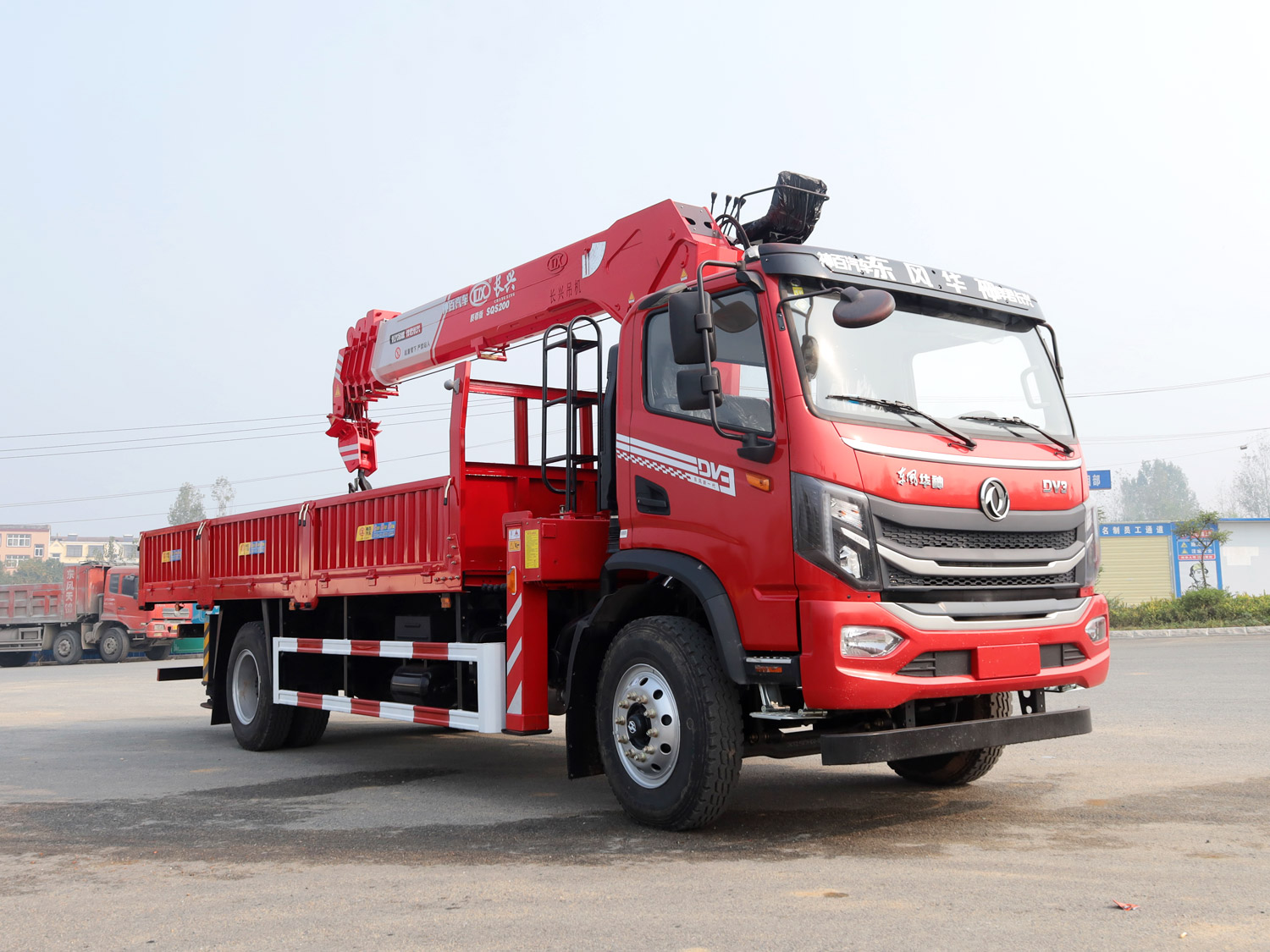 東風華神DV3單排上裝長興8噸直臂式吊機 東風華神DV3單排上裝長興8噸直臂式吊機