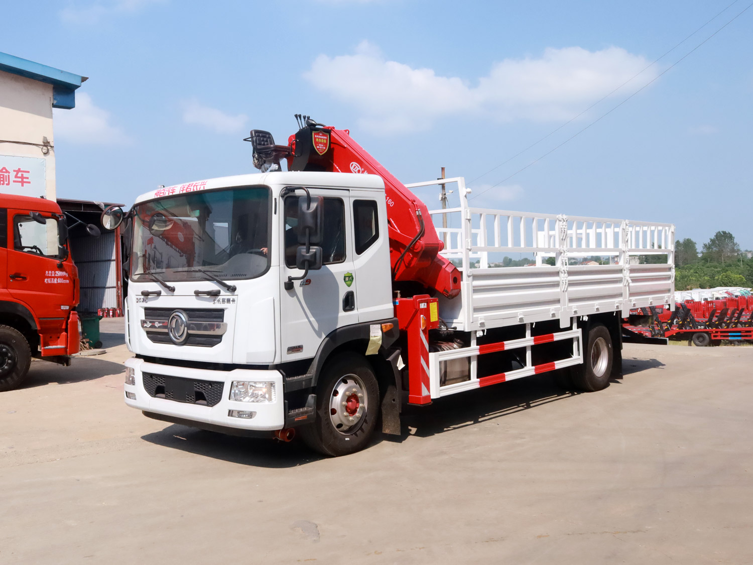 東風(fēng)多利卡D9排半上裝長(zhǎng)興8噸折臂式吊機(jī)(氣瓶運(yùn)輸) 東風(fēng)多利卡D9排半上裝長(zhǎng)興8噸折臂式吊機(jī)(氣瓶運(yùn)輸)