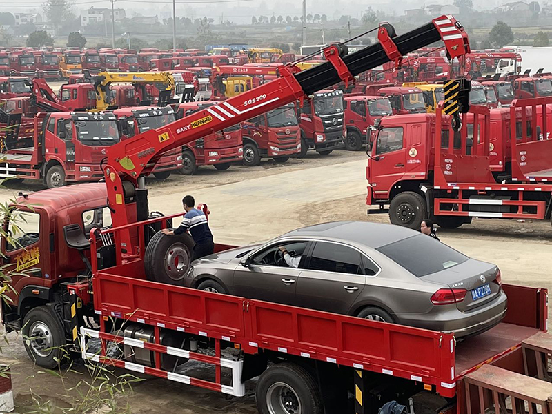 福田奧鈴單橋隨車吊 福田奧鈴單橋隨車吊